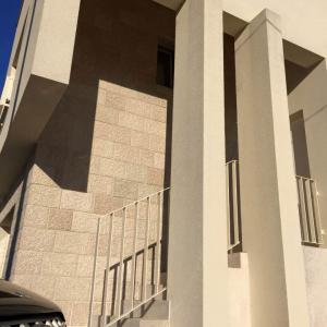 HOUSE 225 1
