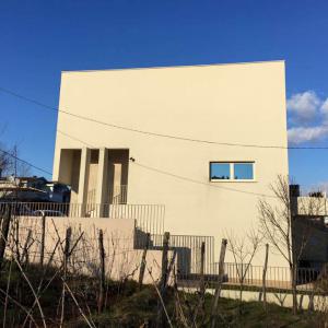 HOUSE 225 2